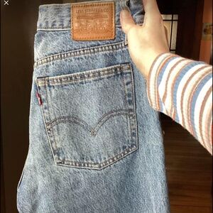 Aritzia Levi wedgie 27